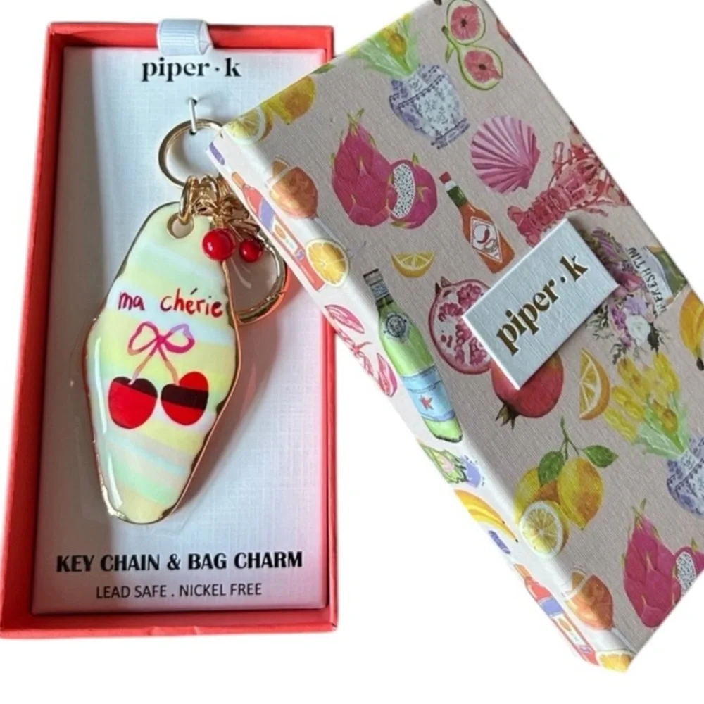 PIPER K Retro Style Motel Hotel Key Ma Chérie Cherry Keychain Bag Charm NEW NWT